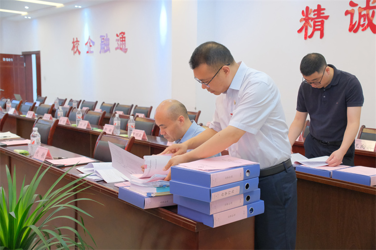 beau_1745341617809046169.jpg DSCF6337.jpg