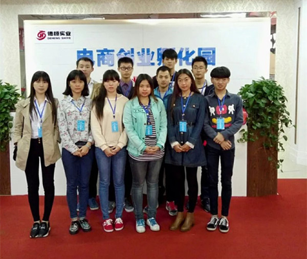 1445927296446098666.jpg 2.jpg